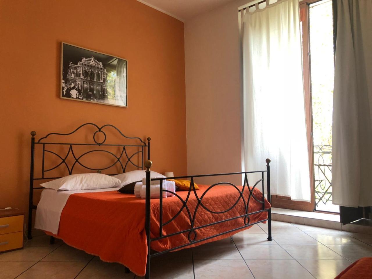 Platamone Rooms Catania Bagian luar foto