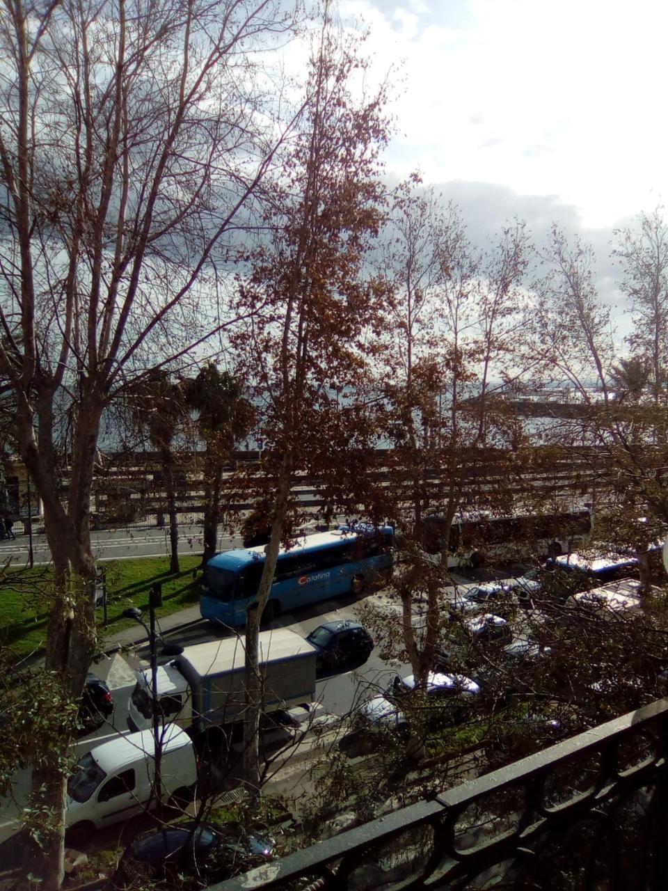 Platamone Rooms Catania Ruang foto